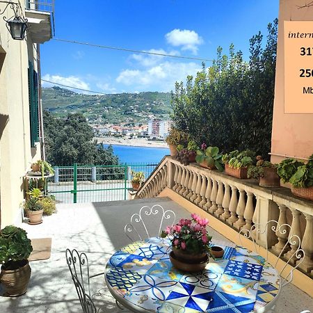 Panoramic Apartments In Villa In Center "The Beach And The Cliff" 1 Agropoli Zewnętrze zdjęcie